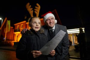 Barratt Tarleton Locks, Plox Brow, PRESTON Barratt has invited local primary school to sing Christmas carols at its development to celebrate first xmas for most residents Pictured Milly Johnson aged 7 with Barratt sales adviser Lee Bowers